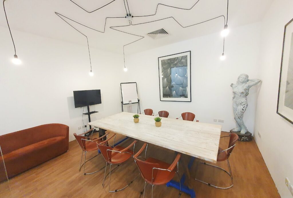 Freedom Works - The Creative & Digital Hub – Coworking – 25% off.