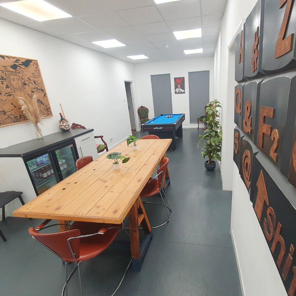 Freedom Works - The Creative & Digital Hub – Coworking – 25% off.