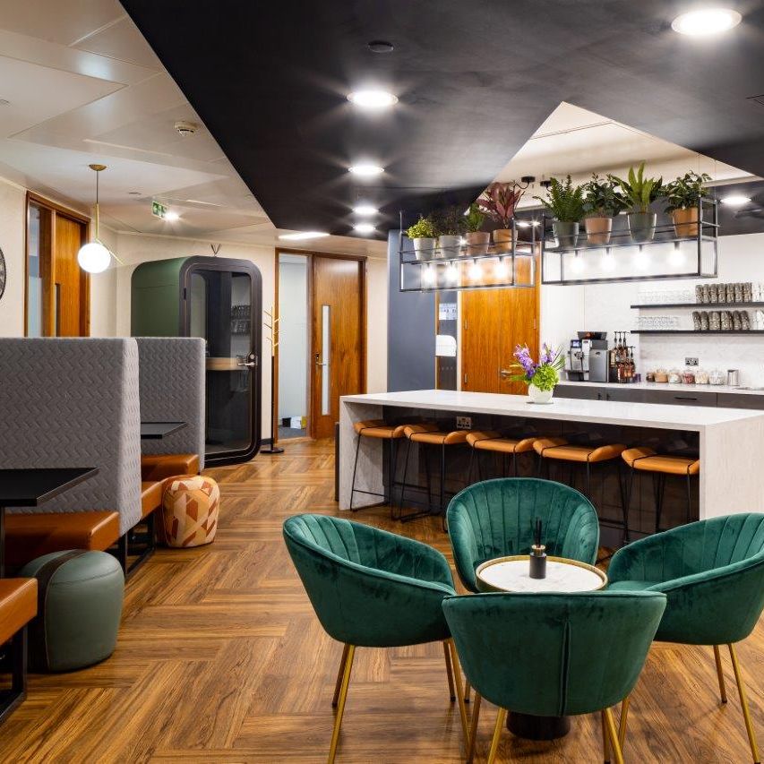 Landmark Office Space - 75 King William Street Paid Workspace Product Image